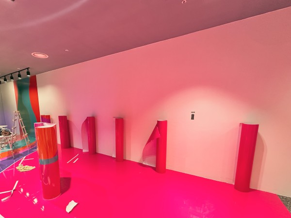 시공 완료된 바닥 모습 - 선팅바닥끝.jpg